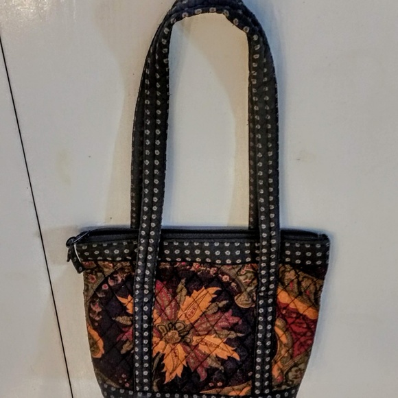 Misty Harbor Signature Brown Paisley Quilted Tote Bag - Picture 4 of 8